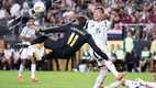 Santiago Gimenez había hecho un golazo, pero lo invalidaron (Imago7)