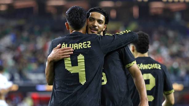Raúl Jiménez y Edson Álvarez marcaron en el triunfo de México (Imago7)