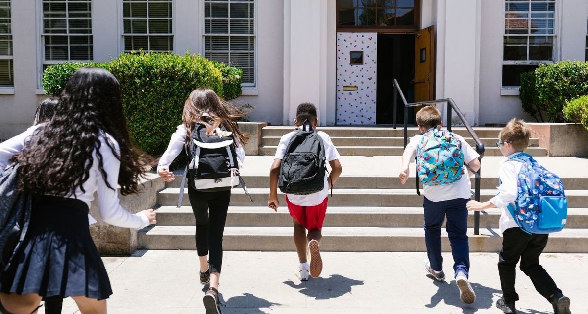 Calendario escolar 2025-2026: fechas de clases, puentes y entrega de boletas (Foto:Especial)