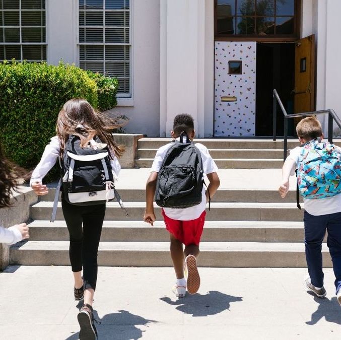 Calendario escolar 2025-2026: fechas de clases, puentes y entrega de boletas (Foto:Especial)