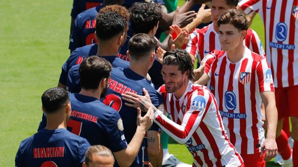 El PSG vs Atlético de Madrid se jugó bajo el calor de Pasadena (Reuters)