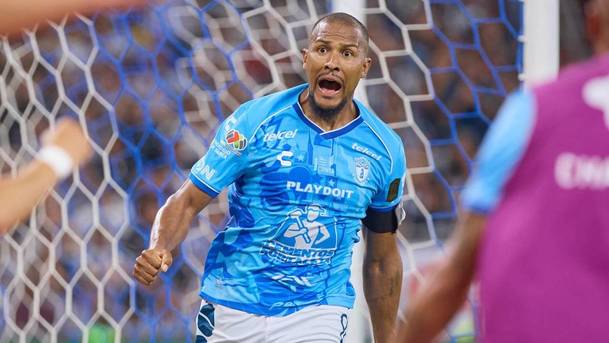 Salomón Rondón hizo el segundo gol de Pachuca (Mexsport)