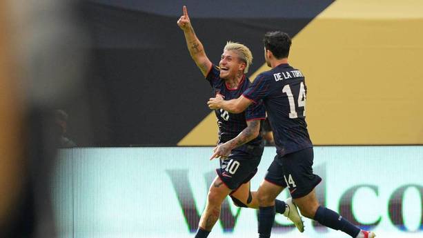 Diego Luna hizo el gol del empate ante Costa Rica (Reuters)