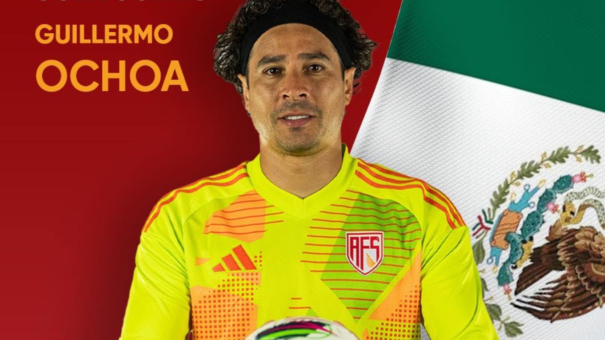 Memo Ochoa recibió un importante reconocimiento del  AVS Fotebol SAD (Facebook AFS Vila das Aves)