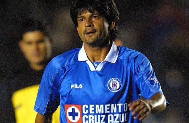 Cardozo, el histórico goleador del Toluca, reforzó al Cruz Azul en Libertadores.