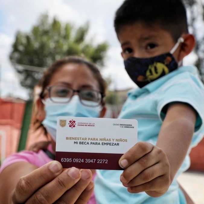 Mi Beca entra al rescate tras la suspensión de la Beca Rita Cetina| Foto: Ciudad de México