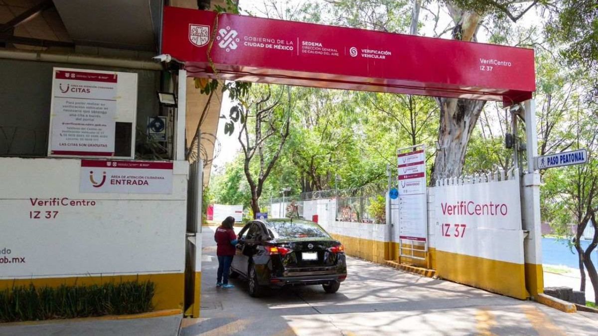 Estos coches podrán entrar a la prórroga de la verificación vehícular durante junio 2025. Foto: Gobierno de la CDMX