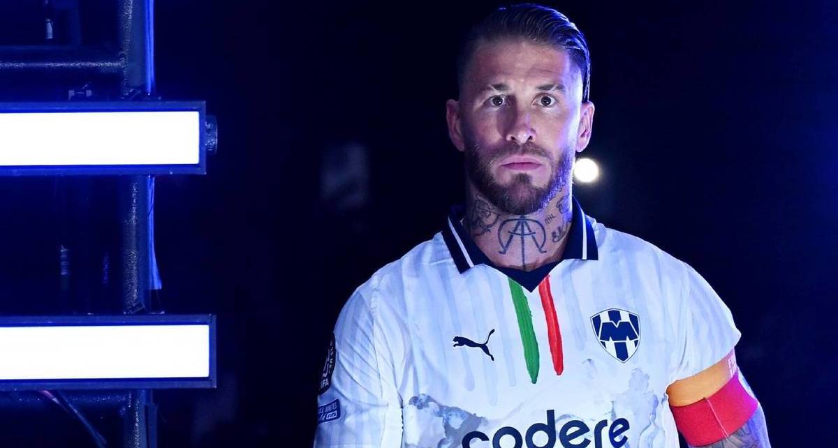 Sergio Ramos sale al campo con Rayados (@SergioRamos)