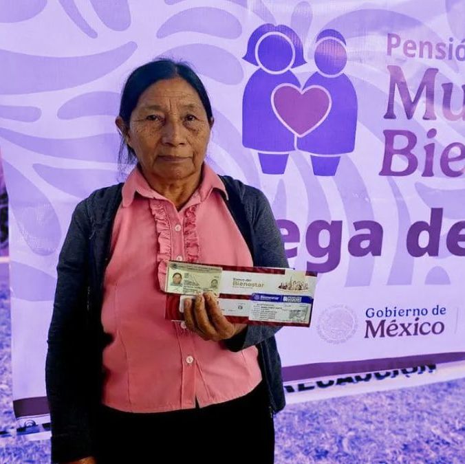 Comienza calendario de pagos para la Pensión Mujeres Bienestar. (especial)