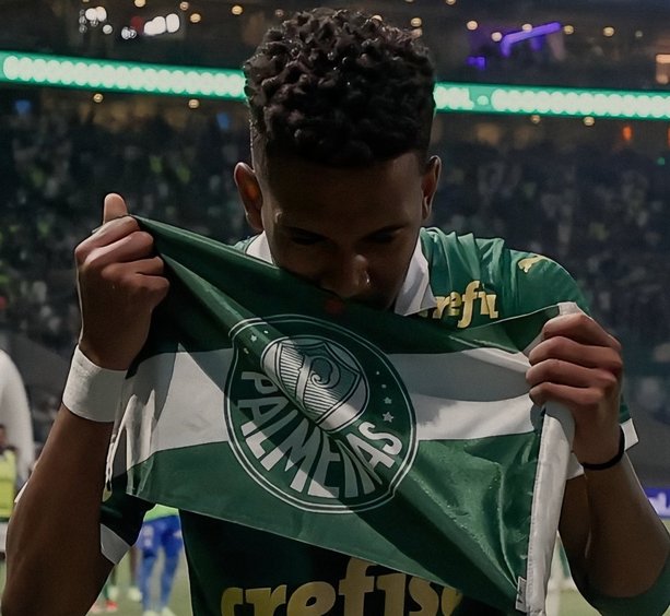El jugador brasileño ha mostrado su amor por el Palmeiras.