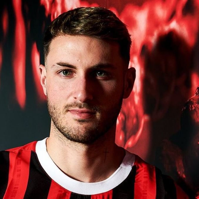 Santi Gimenez tuvo una mitad de temporada irregular con el Milan (X)