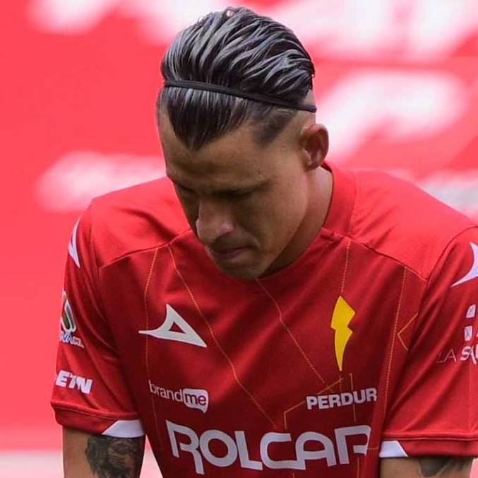 Chicote Calderón calienta con Necaxa (Imago7)