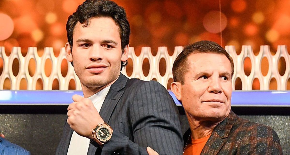 Julio César Chávez junto a su hijo (Mexsport)