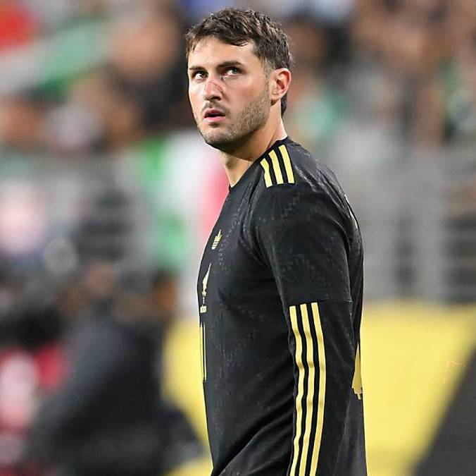Santi Gimenez no vive el mejor presente con el Tri (Imago7)