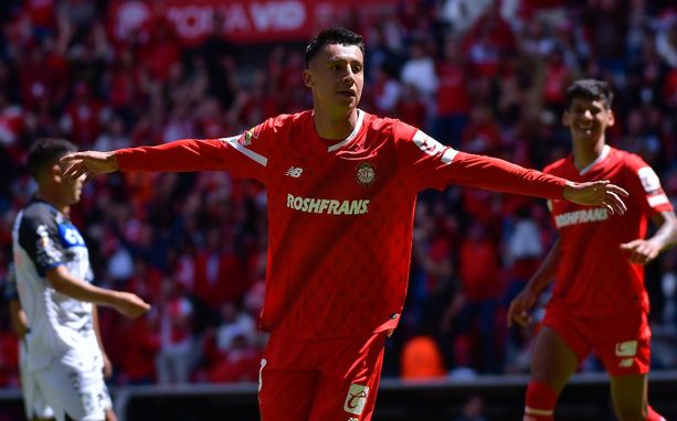 Edgar 'Gacelo' López se destapó con doblete ante Gallos (Imago7)