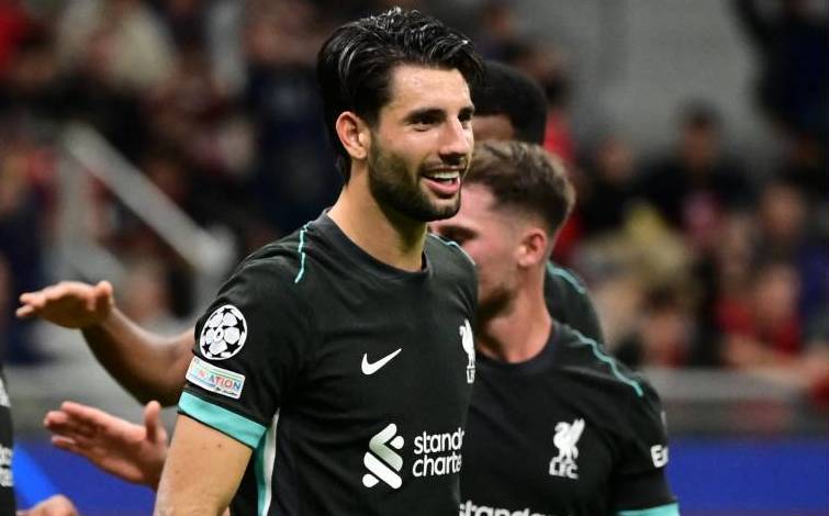 Dominik Szoboszlai tras anotar el tercero de Liverpool (AFP)