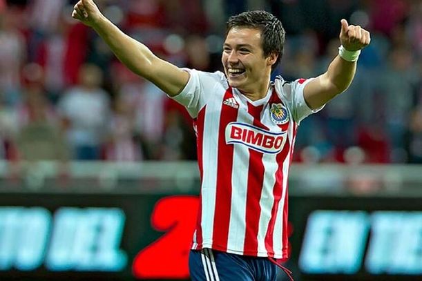 El Cubo ha estado en varios equipos, pero destacó en Chivas.
