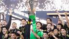 Memo Ochoa levanta la Copa Oro con la Selección Mexicana (Imago7)
