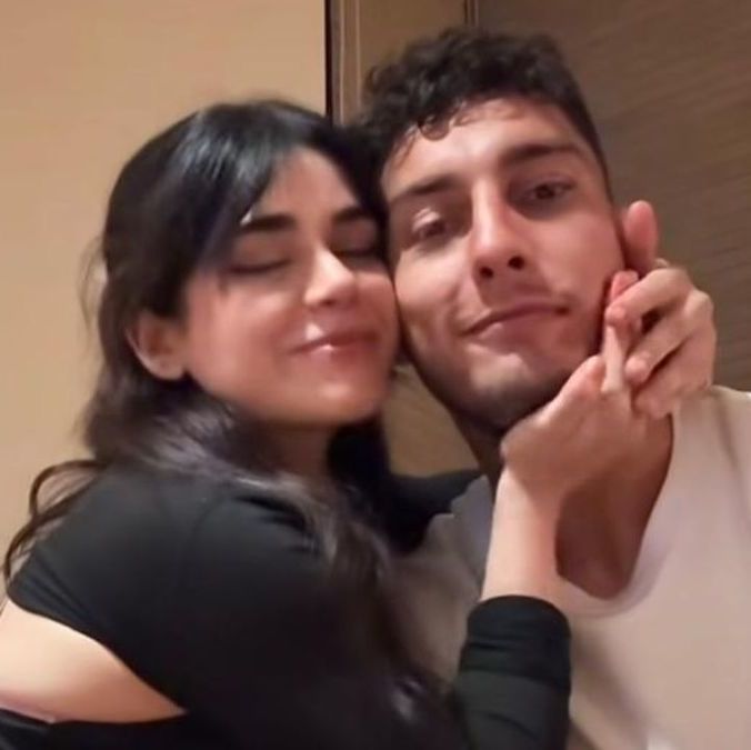Alana y Sebastián Cáceres en un video de Instagram (@alanafloresf)