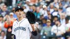 El pitcher de los Mariners tuvo que salir momentáneamente del duelo ante Orioles. Foto: Especial