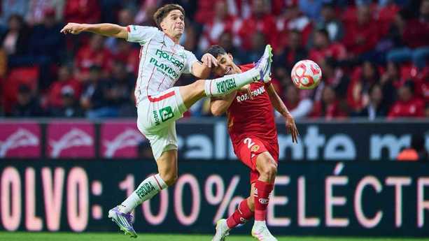 Toluca y Necaxa se enfrentaron en la Jornada 1 (Mexsport)