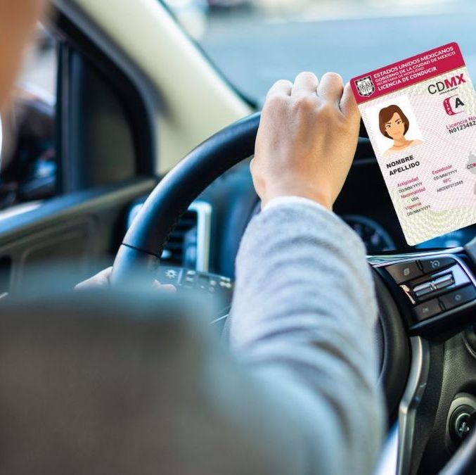 Esta es la edad máxima en que puedes tramitar tu licencia de conducir. Diseño