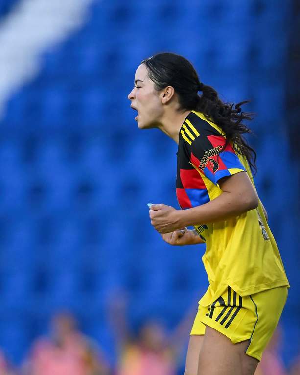 Scarlett Camberos le dio el triunfo al América sobre Cruz Azul (Imago7)