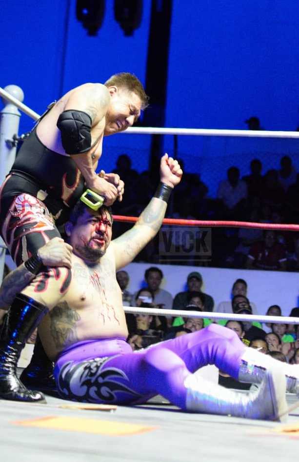 Romano García se ganó el respeto de muchas figuras de la lucha libre (Fb Romano García Cóndor)
