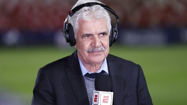 Tuca Ferretti, durante una transmisión de ESPN (Mexsport)