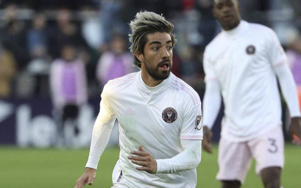 Rodolfo Pizarro ya no usa el '10' en el Inter Miami. (FOTO: AFP)