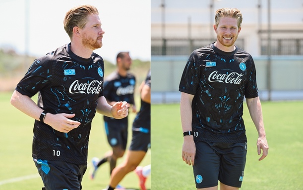 Kevin de Bruyne portó el '10' de Maradona en el Napoli (Facebook SSC Napoli)
