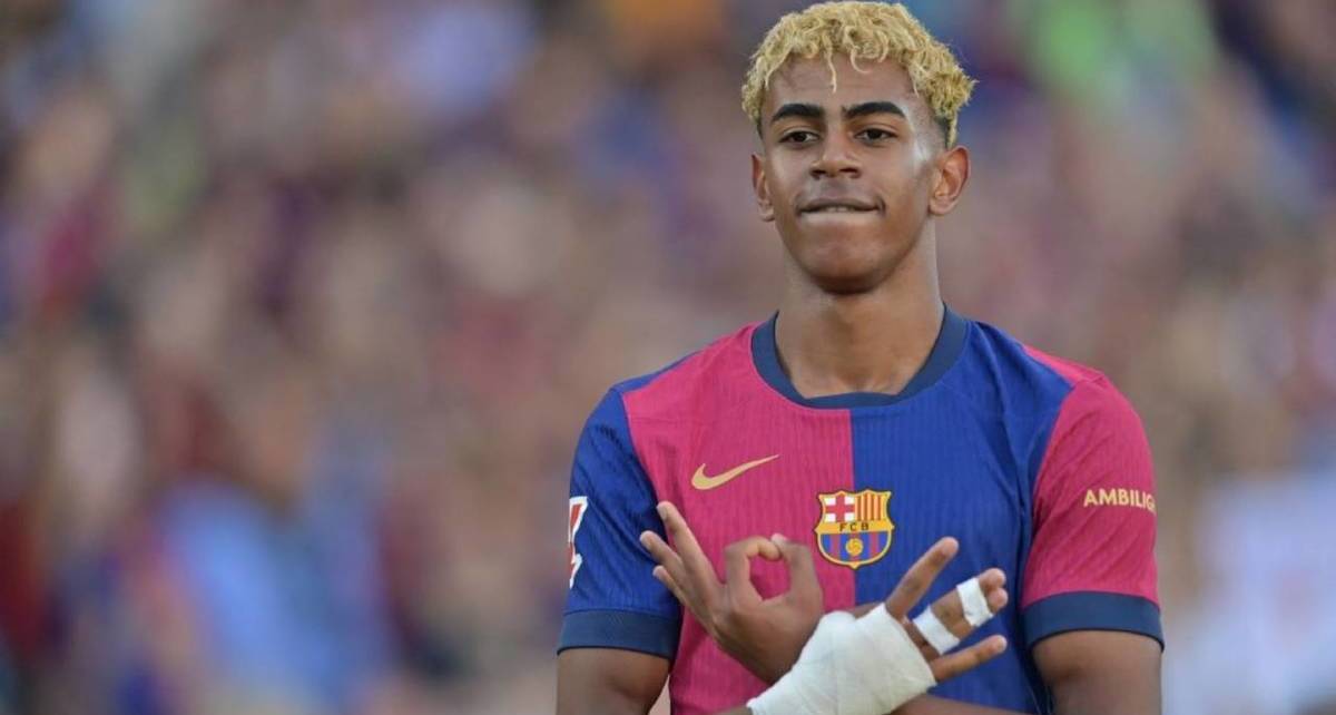 Lamine Yamal celebra con el Barcelona (AFP)