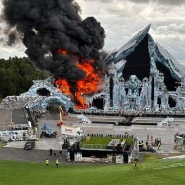 Tomorrowland 2025 se incendia horas previo a su inicio. Foto: Captura de pantalla
