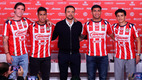 Chivas presentó a sus refuerzos de cara al Apertura 2025. (Foto: X @Chivas)