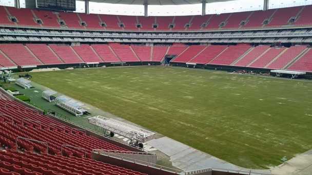 Detalles de la nueva cancha del Estadio Akron (Foto: Juan Manuel Figueroa)