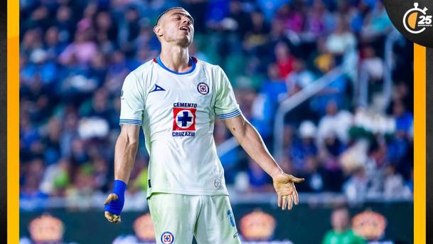 Giorgos Giakoumakis no podrá jugar ante Chivas (Imago7)
