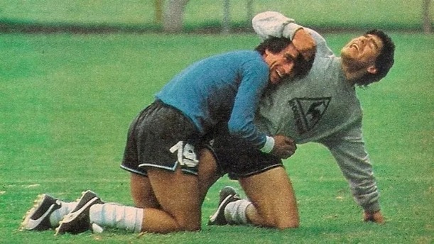 Almiron junto a Maradona en la Selección de Argentina / Argentina
