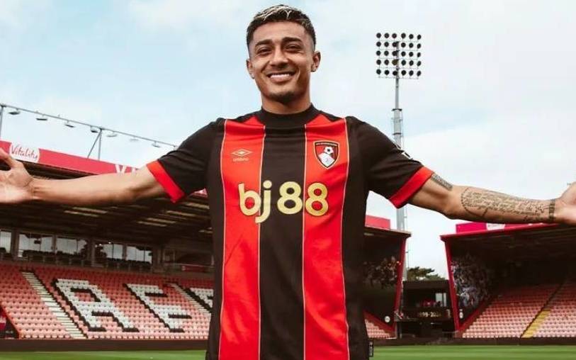 Julián Araujo, jugador de los Cherries (Bournemouth)
