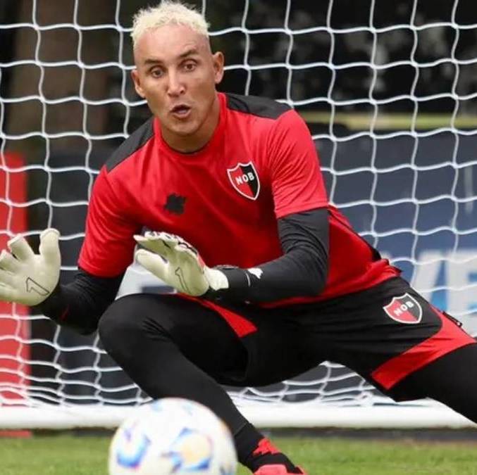 Keylor Navas durante un entrenamiento (@Newell's)