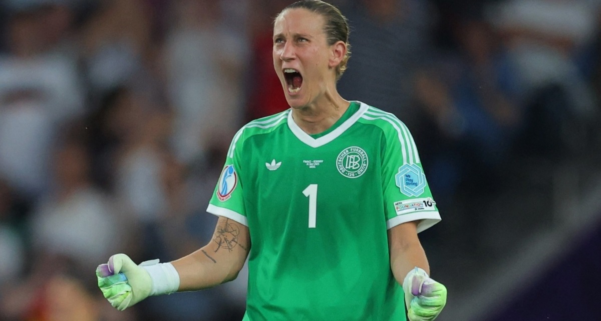 Ann-Katrin Berger, portera de la selección femenil de Alemania (Reuters)