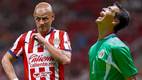 Javier Hernández sigue en medio de la polémica y Jared Borgetti ahora lo critica (Mexsport)