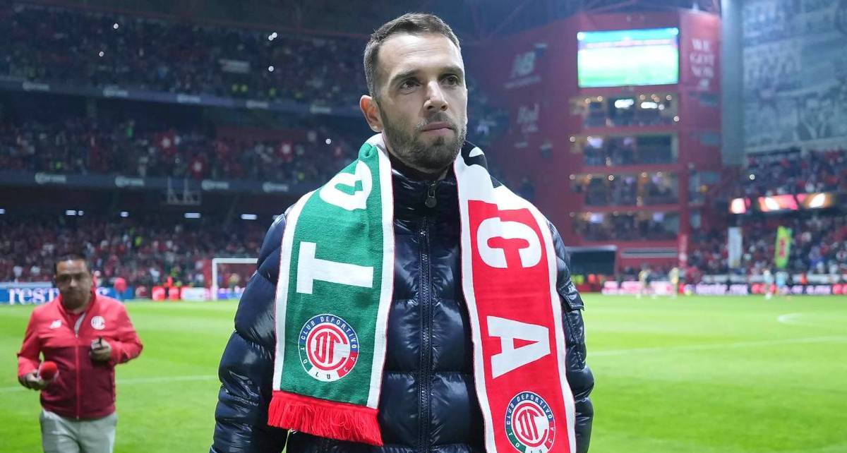 Pau López durante un juego de Toluca (Imago7)