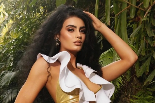 Representante cubana en Miss Universo Latina sufre accidente durante el programa en vivo.