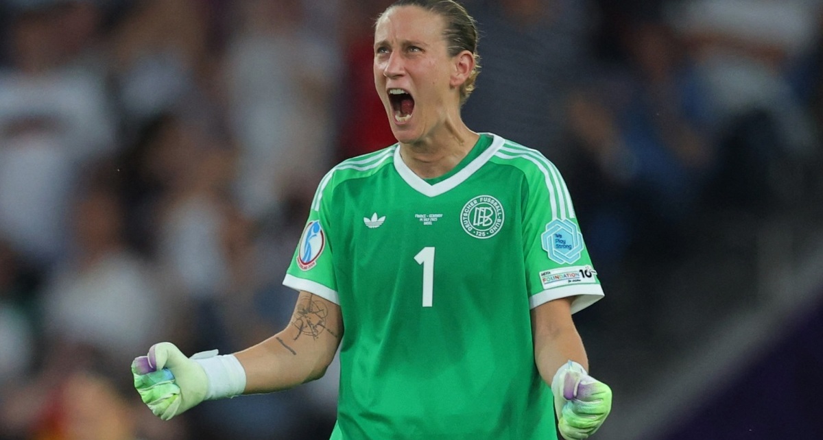 Ann-Katrin Berger, portera de la selección femenil de Alemania (Reuters)