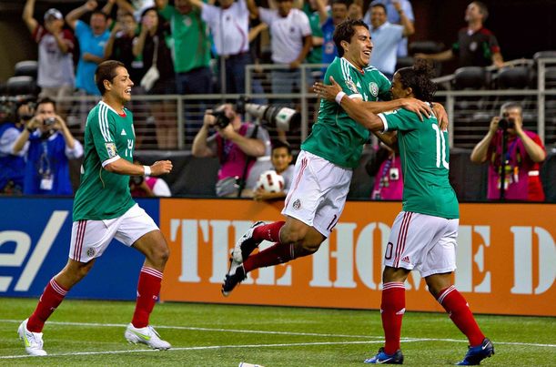 Efraín Juárez era convocado constantemente con la selección. (Foto: Mexsport)