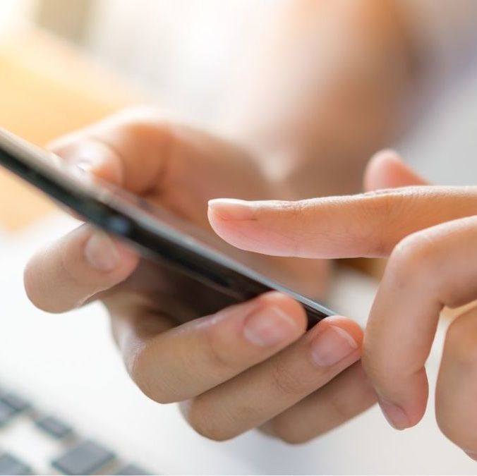 Profeco desmiente 'datos móviles ilimitados' que ofrecen telefonías en México y explica cómo ahorrarlos. Foto: Freepik