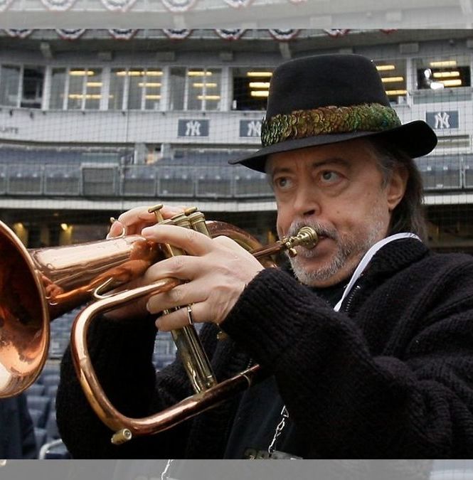 Fallece Chuck Mangione, leyenda del Jazz, a los 84 años