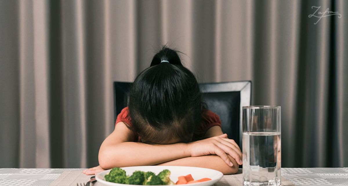 ¿Qué es la cibofobia y cómo superarla? | Foto: IvaneSalud