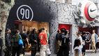 Tienda de Total 90, paraíso para los fanáticos (@vsrsus)