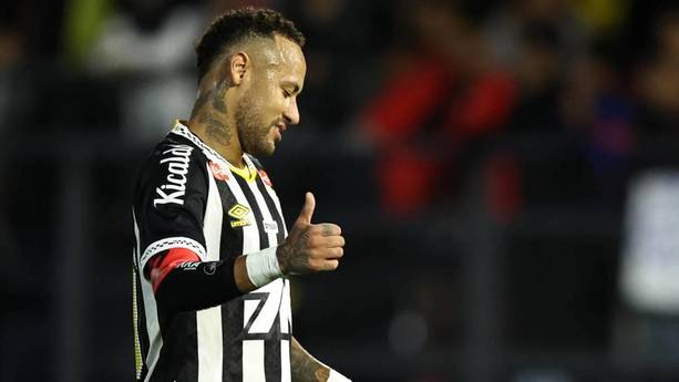Neymar es una de las estrellas que se quedan sin contrato en el verano (EFE)